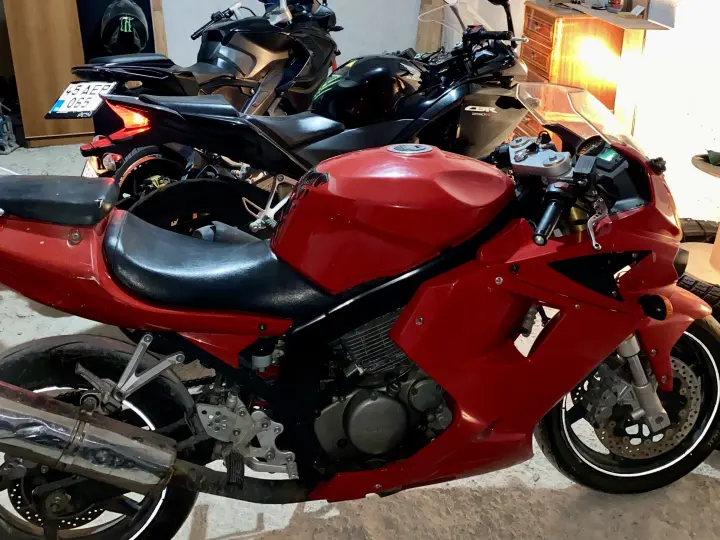 Ünlü Moto Garaj