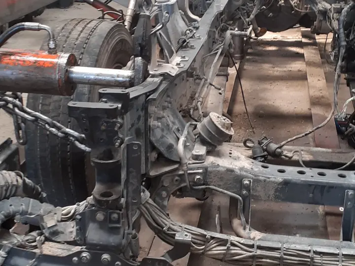 ÜNLÜ OTOMATİK ŞASE DAMPER DORSE KASA