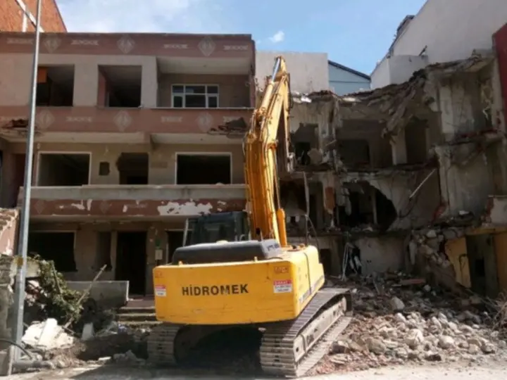 Ünsan Geri Dönüşüm Hurdacılık ve Hafriyat, Fabrika Sökümü