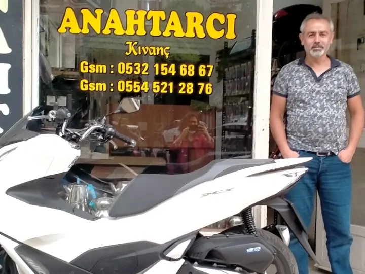 Uşak anahtarcı Kıvanç