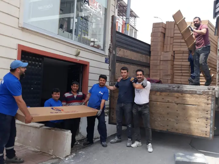 Uşak Asansör kiralama