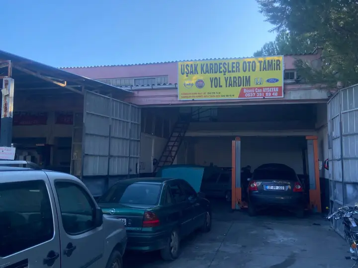 Uşak kardeşler oto tamir yol yardım