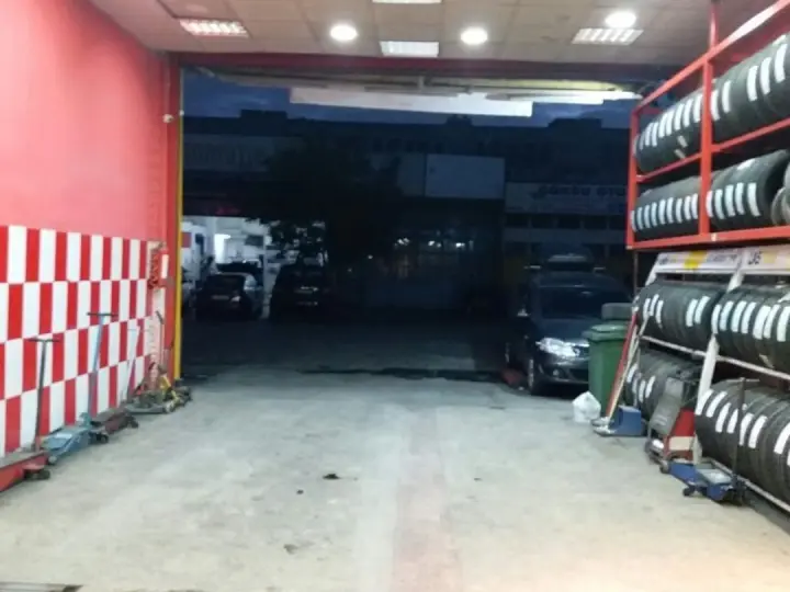 Usta Eller Rot Balans