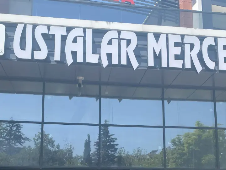 Ustalar Mercedes Özel Servis