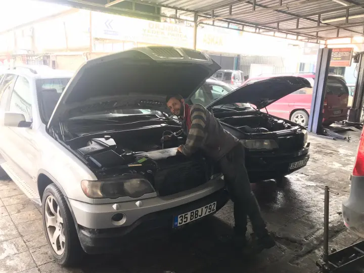 Üstün Oto