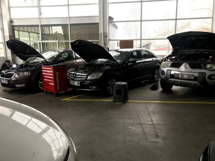 Uzman Motorlu Araçlar