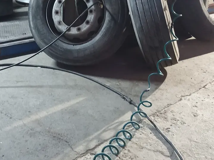 Uzun oto lastik servisi