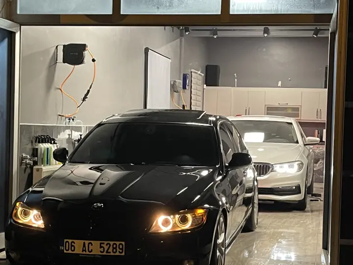 V8 CAR DETAİLİNG