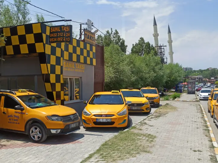 VAN EDREMİT TOKi TAKSİ DURAĞI