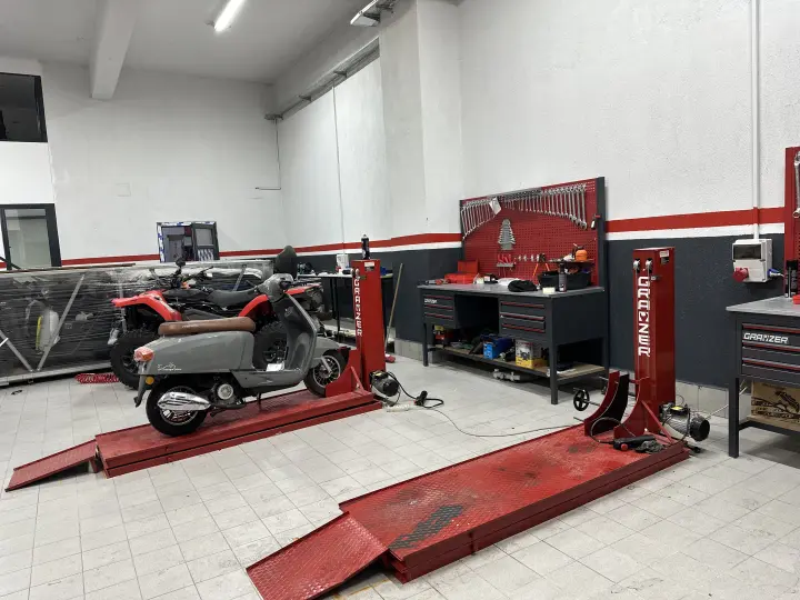 Vipmoto Garage Buca Yetkili Servis
