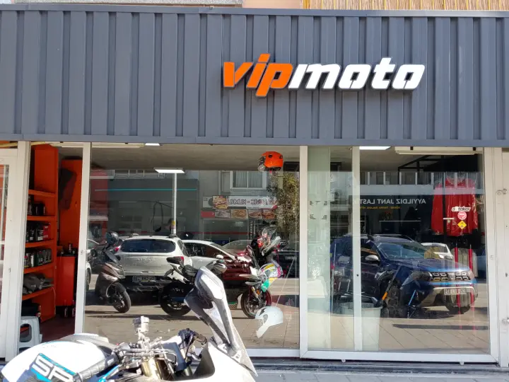 Vipmotogaraj