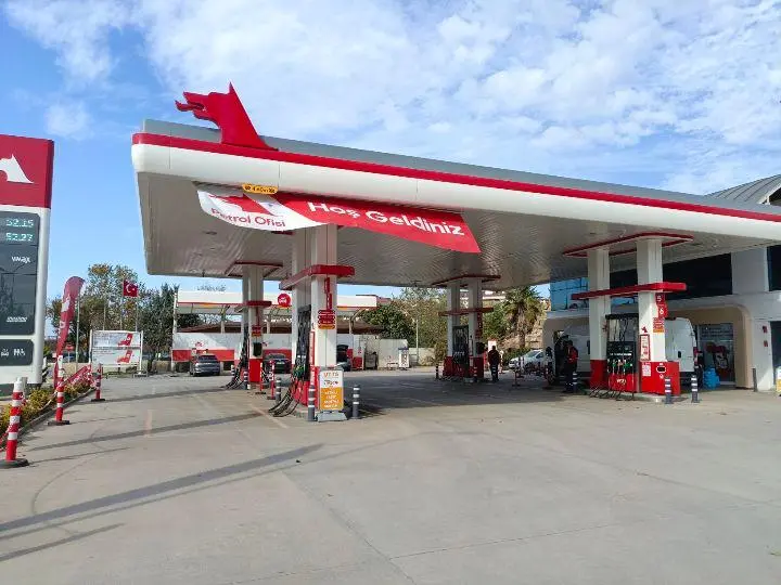 Woogs Petrol