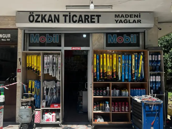 Yağcı Nuri Usta - Madeni Yağlar Oto Bakım Servisi