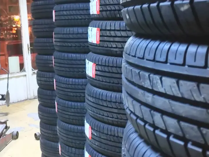 Yagmur oto lastık hatunsuyu