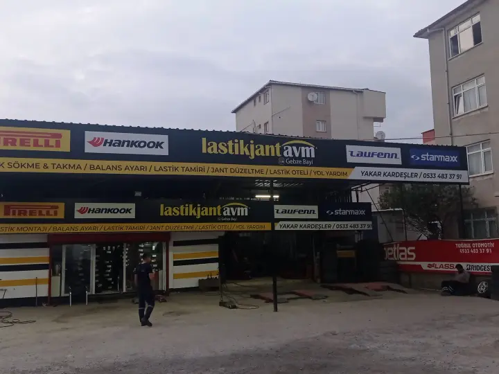 YAKAR KARDESLER OTO LASTİK