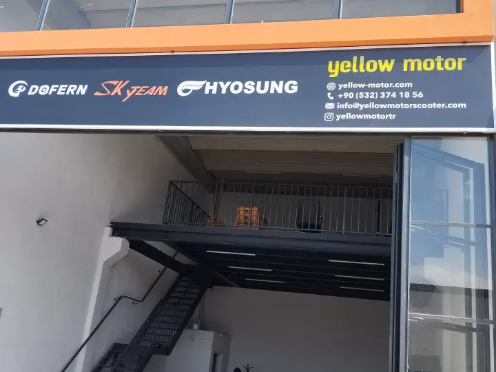 Yellow motor