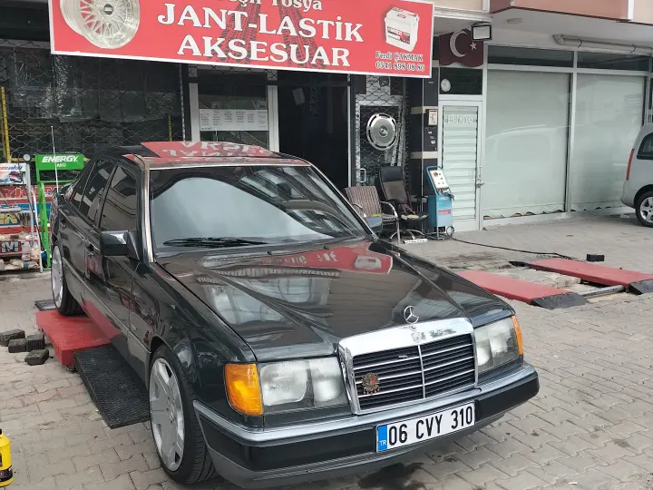 YEŞİL TOSYA OTO LASTİK AKSESUAR