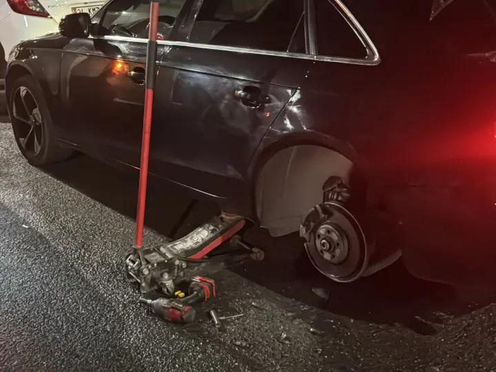 Yeşilköy Mobil Lastikçi 7/24