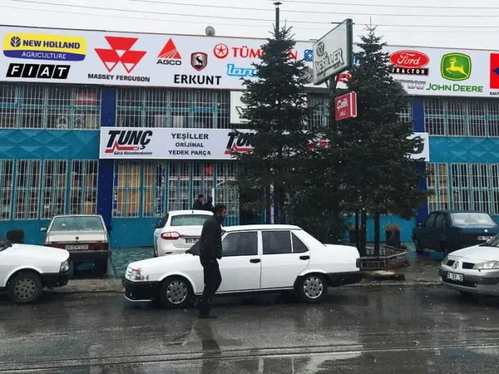 YEŞİLLER OTO YEDEK PARÇA