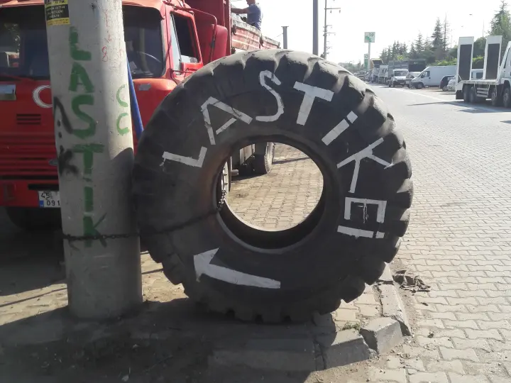 Yıldırım oto lastik tamiri