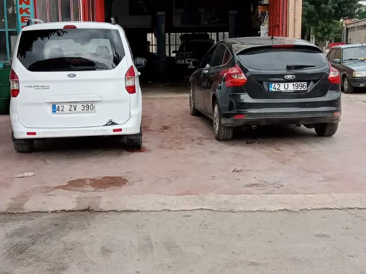 Yıldız Oto Tamirhanesi