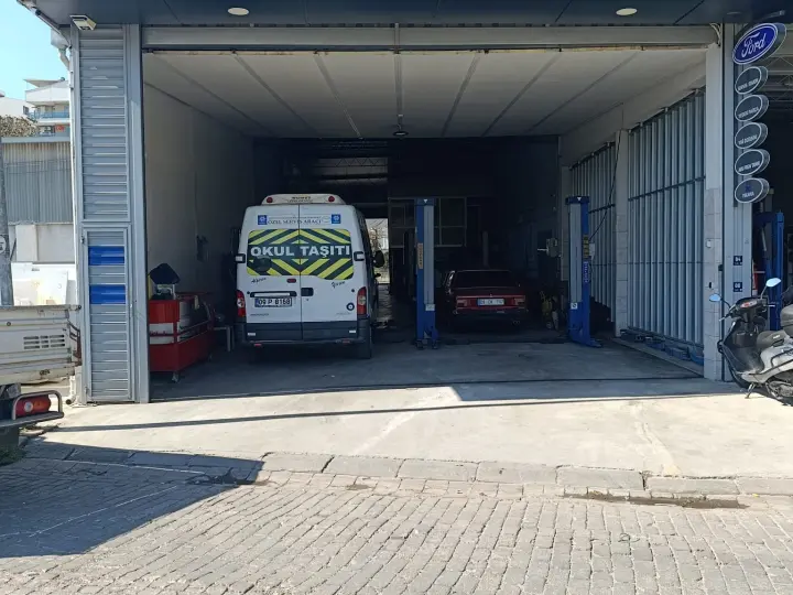 Ykc Garage 09
