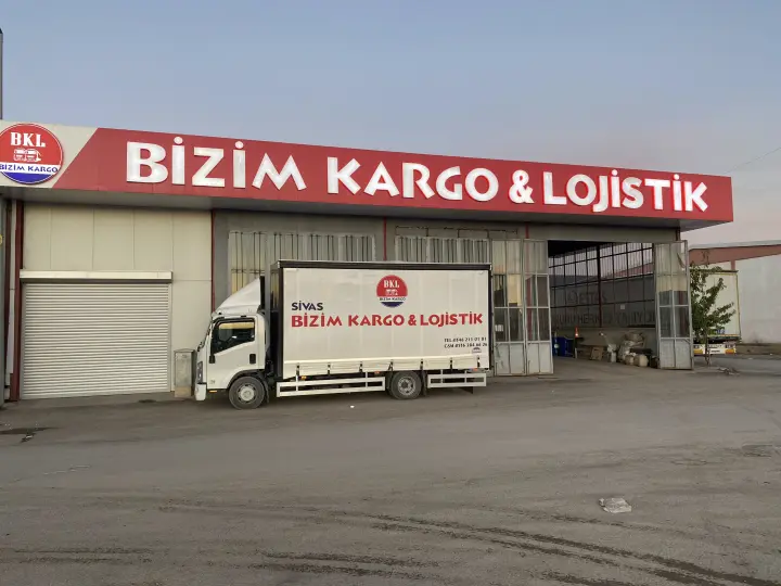 Yurtiçi Kargo Sivas Transfer Merkezi