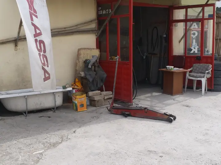 Yüzüak Oto Lastik
