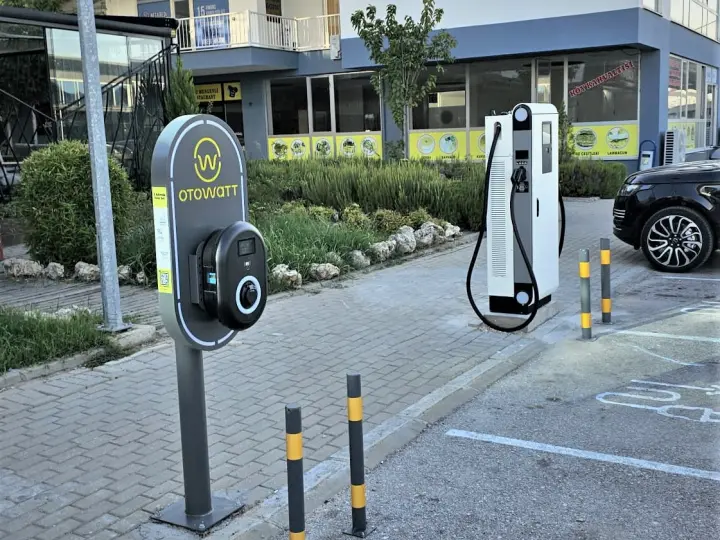 Zes Şarj İstasyonu