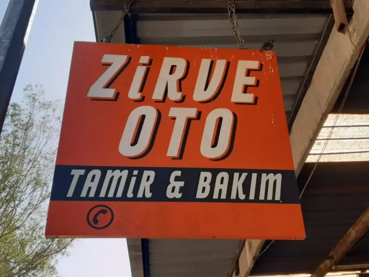 Zirve oto uğur