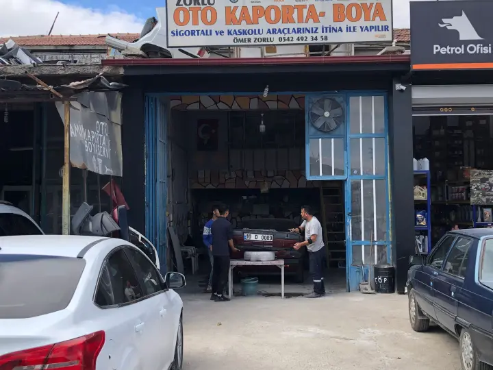 ZORLU OTO KAPORTA & BOYA SERVİSİ